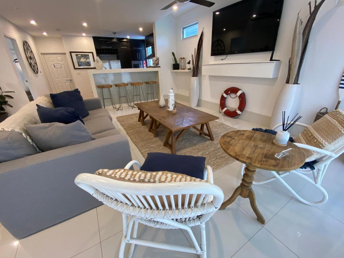 Bayhaven Lodge Μπάιρον Μπέι Εξωτερικό φωτογραφία